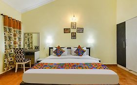 Fabhotel Waves Of The Sea Board - Nr Calangute Beach